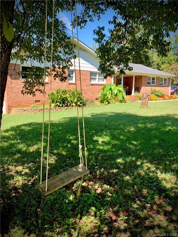 Property image 3 at 909 Hillard Lane, Lincolnton, NC 28092