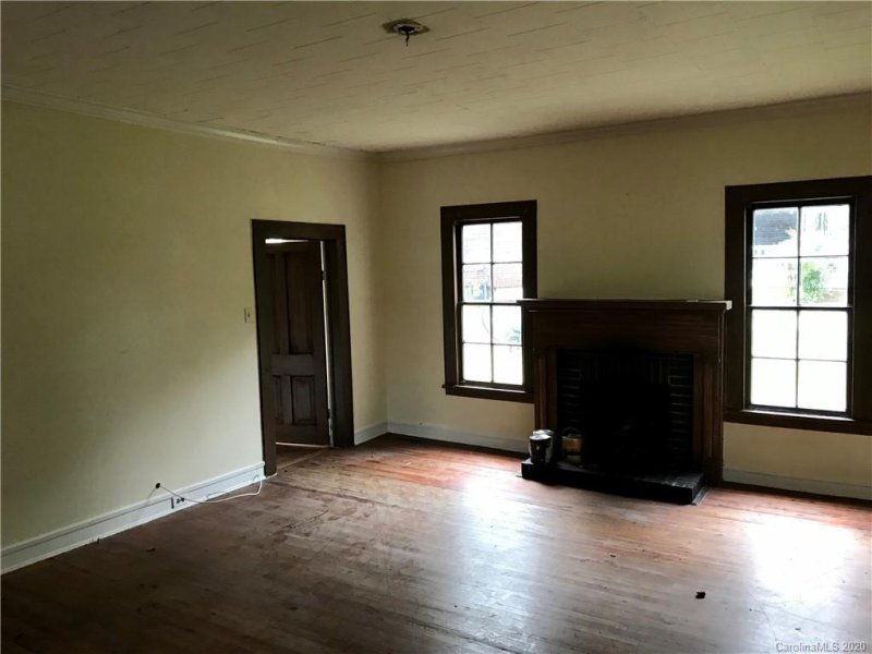 Property image 3 at 721 S Church Street, Salisbury, NC 28144
