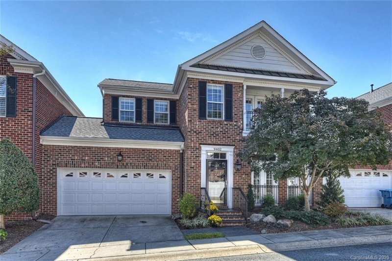 Property image 3 at 9402 Bonnie Briar Circle, Charlotte, NC 28277