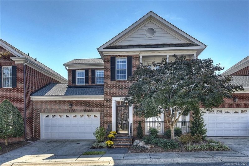 Property image 4 at 9402 Bonnie Briar Circle, Charlotte, NC 28277