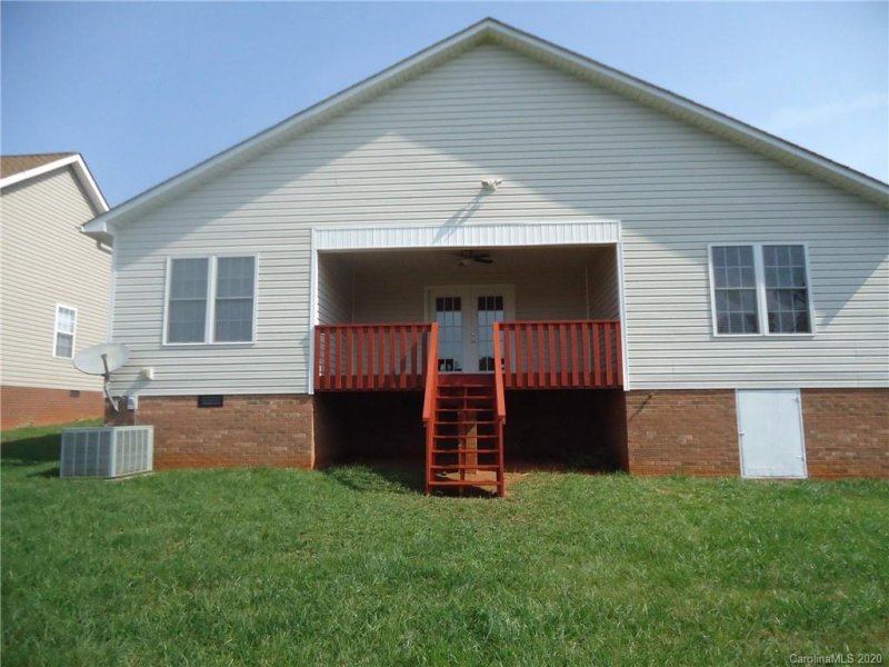 Property image 3 at 1599 Mayfair Drive, Conover, NC 28613