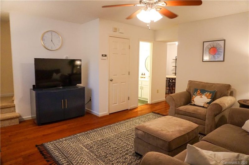 Property image 3 at 319 7th Street Place, Conover, NC 28613