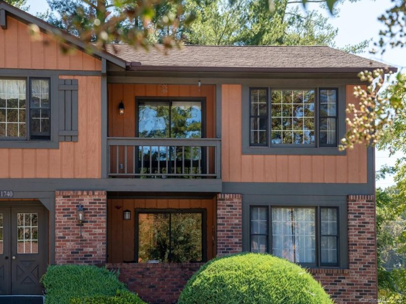 Property image 2 at 1740 Haywood Manor Road, Hendersonville, NC 28791