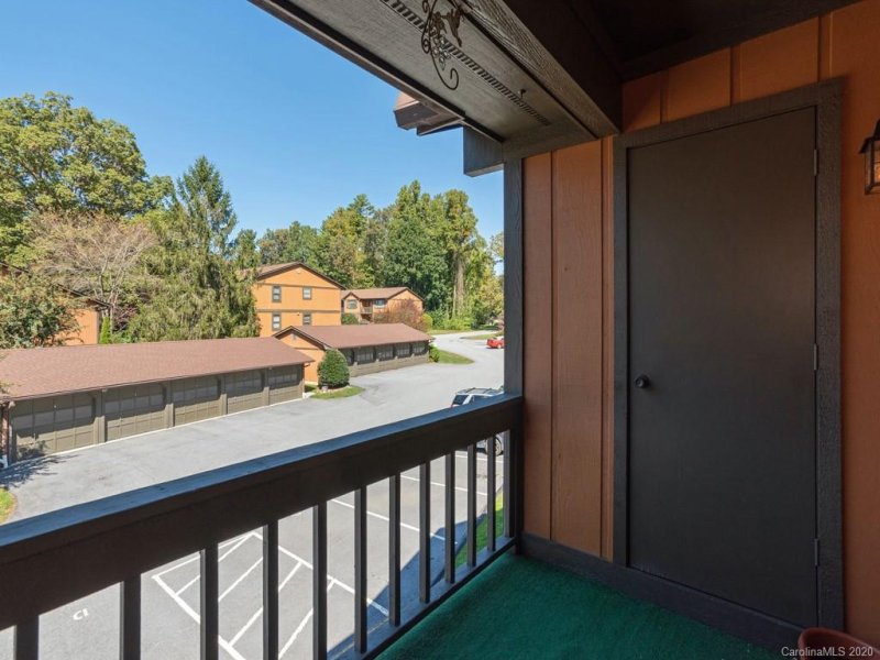 Property image 5 at 1740 Haywood Manor Road, Hendersonville, NC 28791