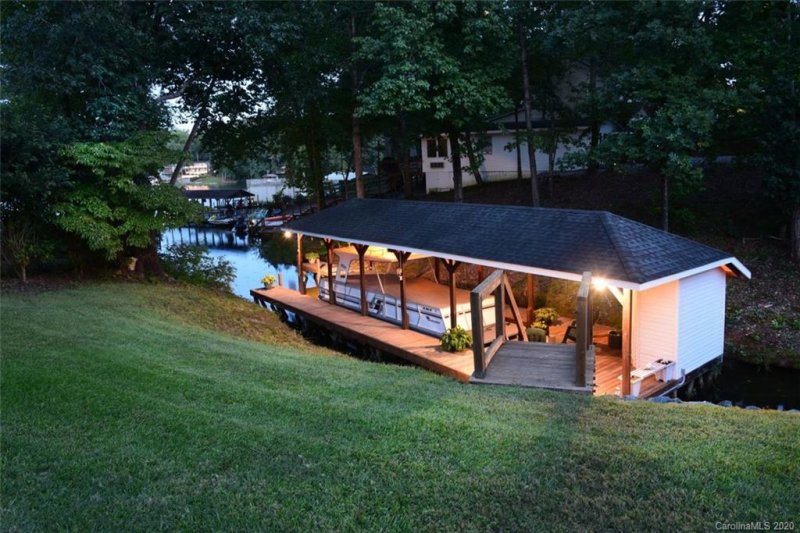 Property image 2 at 572 Acorn Acres Road, Norwood, NC 28128