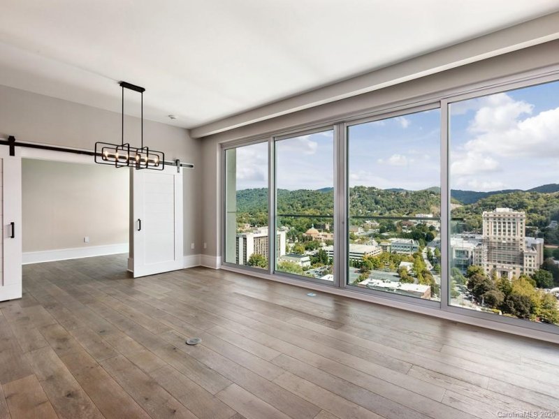 Property image 5 at 7 Patton Avenue, Asheville, NC 28801