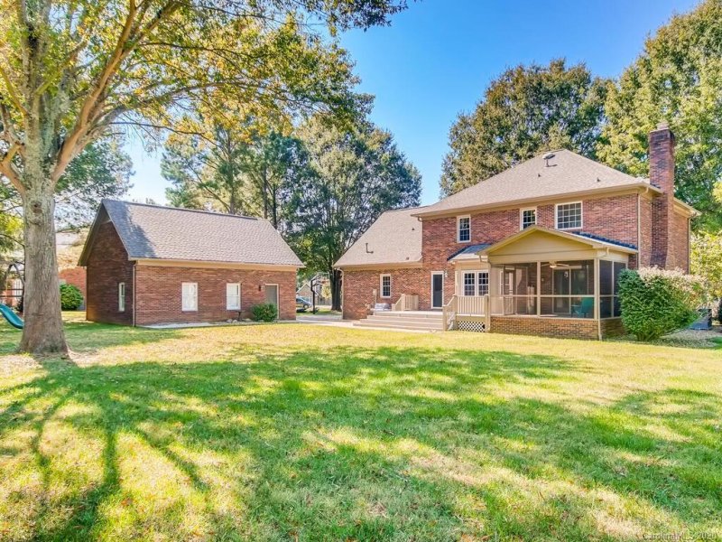 Property image 3 at 1065 Kite Court, Matthews, NC 28104