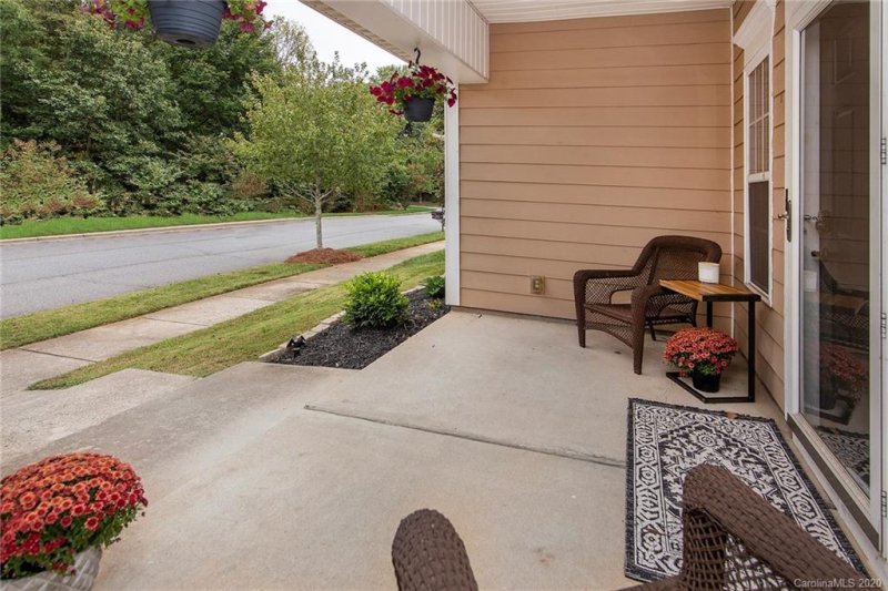 Property image 3 at 14011 Cedar Pond Circle, Huntersville, NC 28078