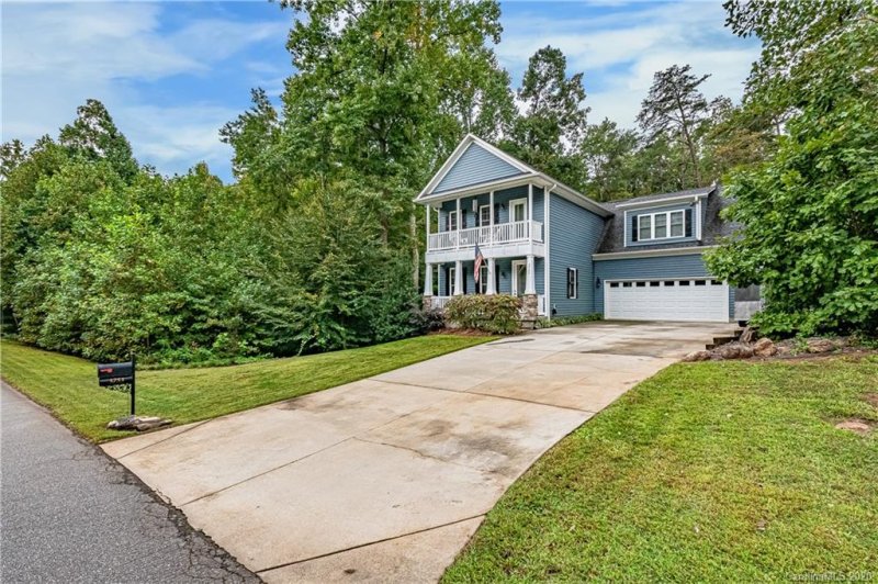 Property image 2 at 3753 Creek Ridge Drive, Denver, NC 28037