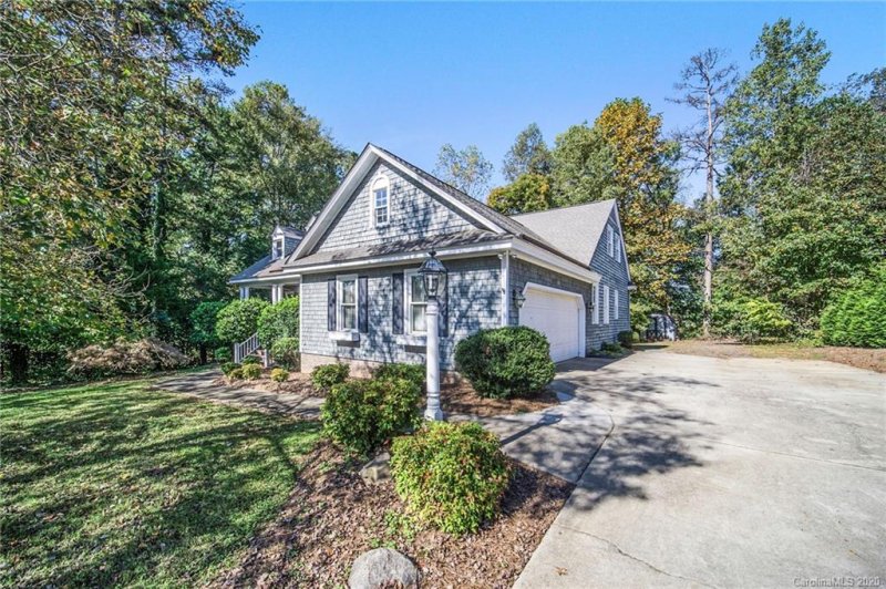 Property image 3 at 257 Charter Court, Concord, NC 28025