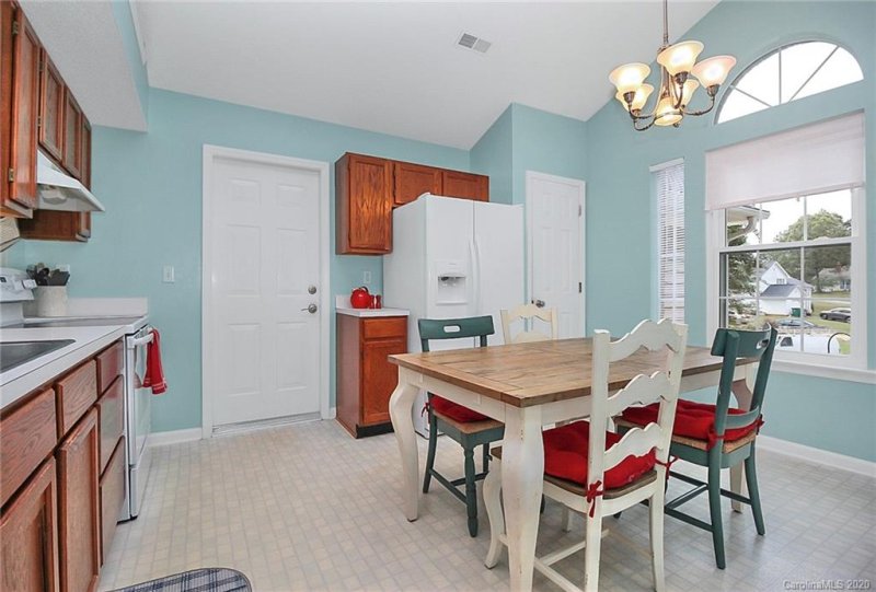 Property image 4 at 3412 Harewood Court, Matthews, NC 28105