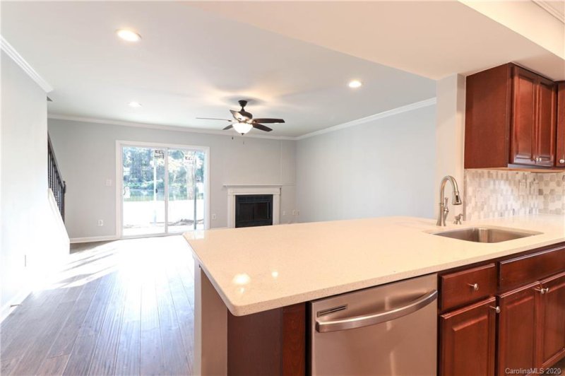 Property image 3 at 5106 Fair Wind Lane, Charlotte, NC 28212