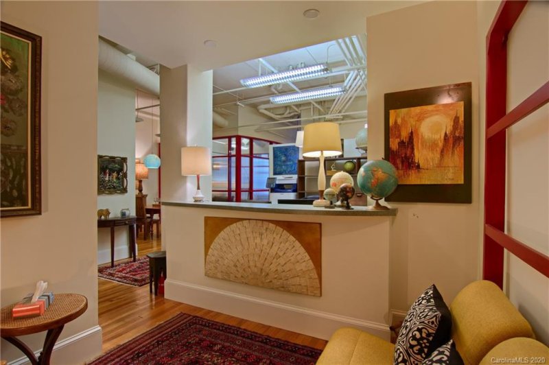 Property image 2 at 84 W Walnut Street, Asheville, NC 28801