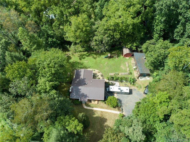 Property image 2 at 40 Governors View Road, Asheville, NC 28805