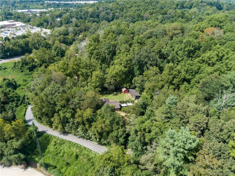 Property image 3 at 40 Governors View Road, Asheville, NC 28805