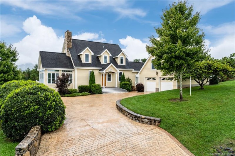 Property image 2 at 62 Big Sky Drive, Leicester, NC 28748