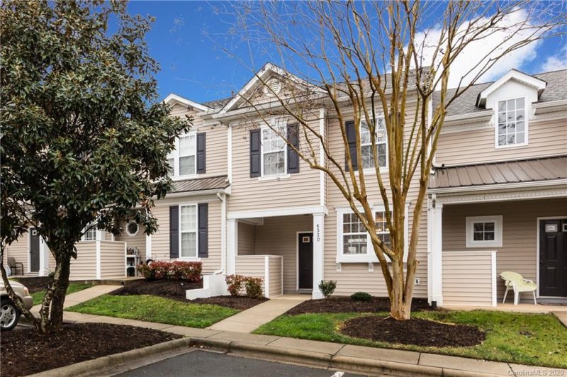 Property image 2 at 6320 Rhodins Lane, Fort Mill, SC 29707