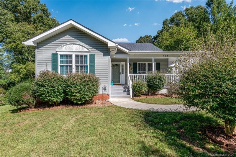 Property image 3 at 409 Timberline Drive, Morganton, NC 28655