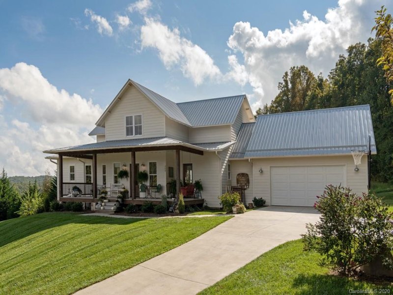 280 Eagles Eye Drive