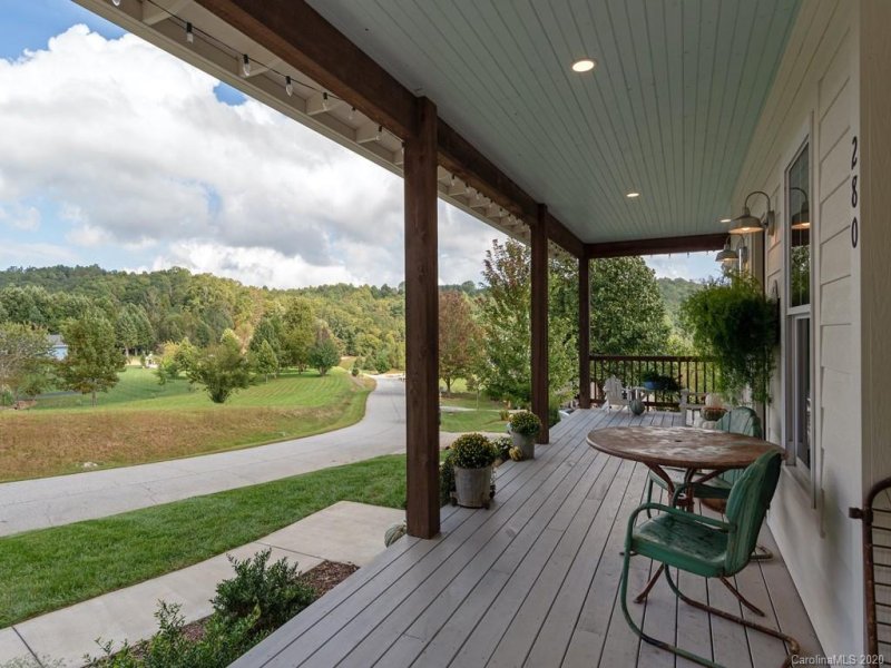 Property image 5 at 280 Eagles Eye Drive, Hendersonville, NC 28792