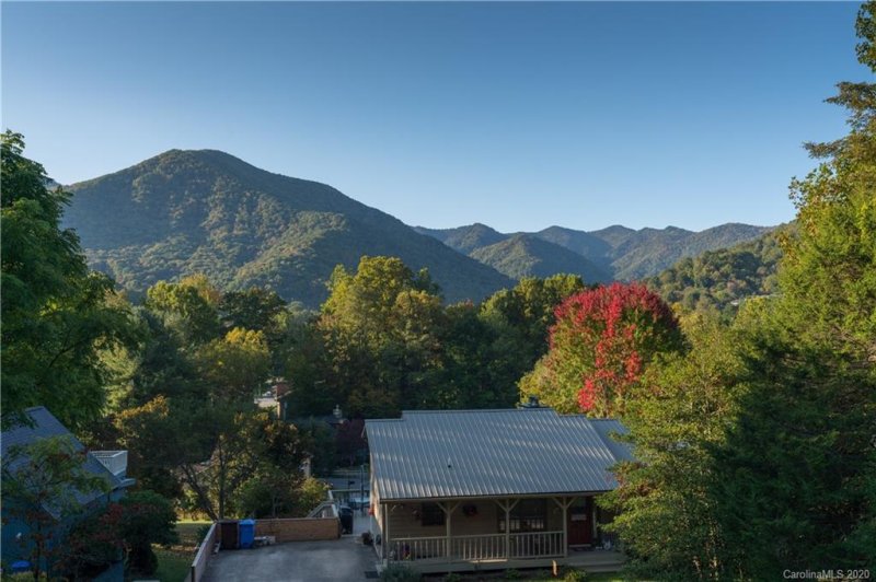 Property image 4 at 152 Silverleaf Circle, Maggie Valley, NC 28751