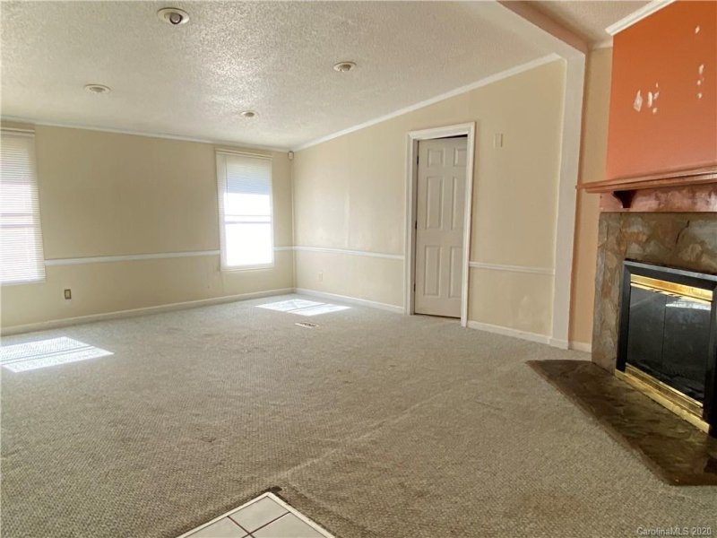 Property image 5 at 382 Deerchase Circle, Statesville, NC 28625