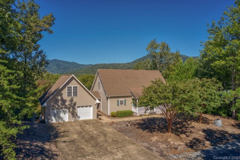 Property image 2 at 149 High Point Drive, Lake Lure, NC 28746
