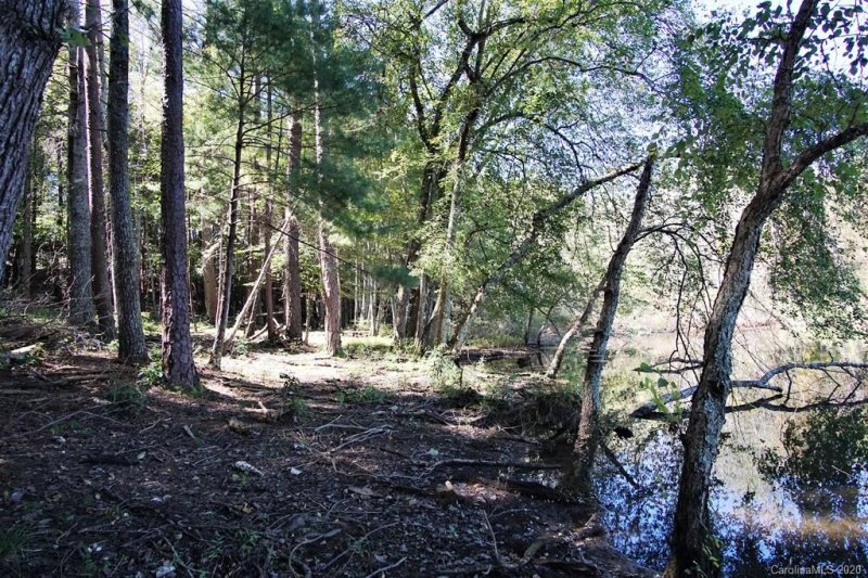 Property image 4 at 4860 Rio De Luna Street, Hickory, NC 28601