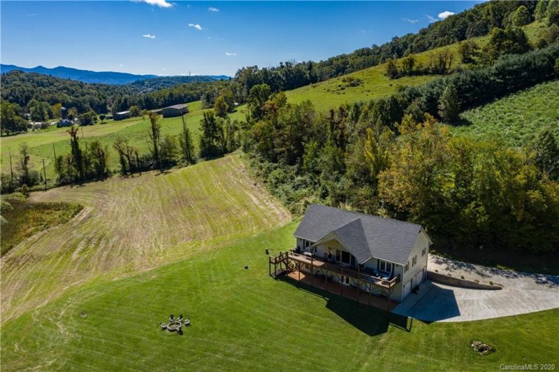 Property image 2 at 123 Bridal Path Trail, Mars Hill, NC 28754