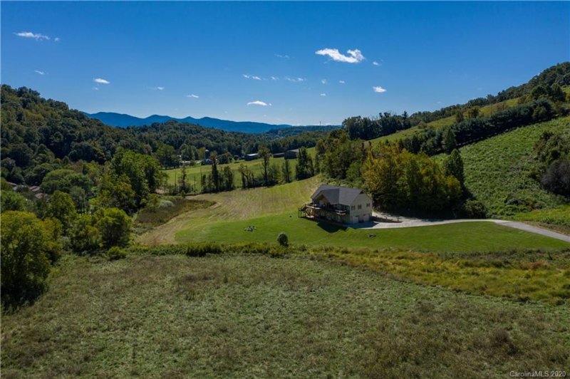 Property image 4 at 123 Bridal Path Trail, Mars Hill, NC 28754