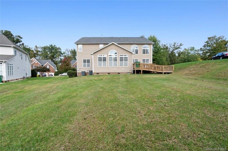 Property image 2 at 16523 Silversword Drive, Charlotte, NC 28213