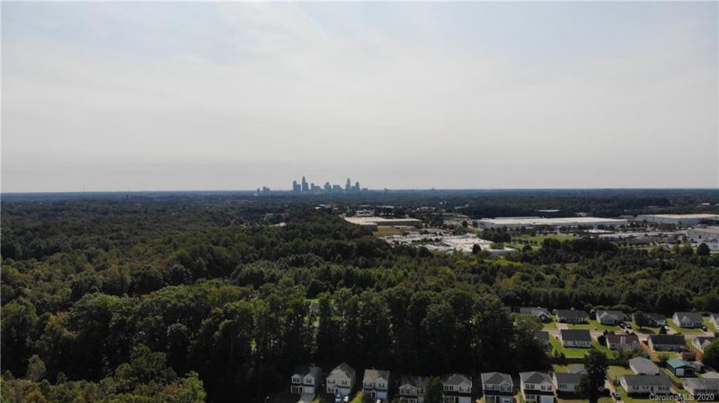 Property image 3 at 1203 Chaser Ridge Court, Charlotte, NC 28216