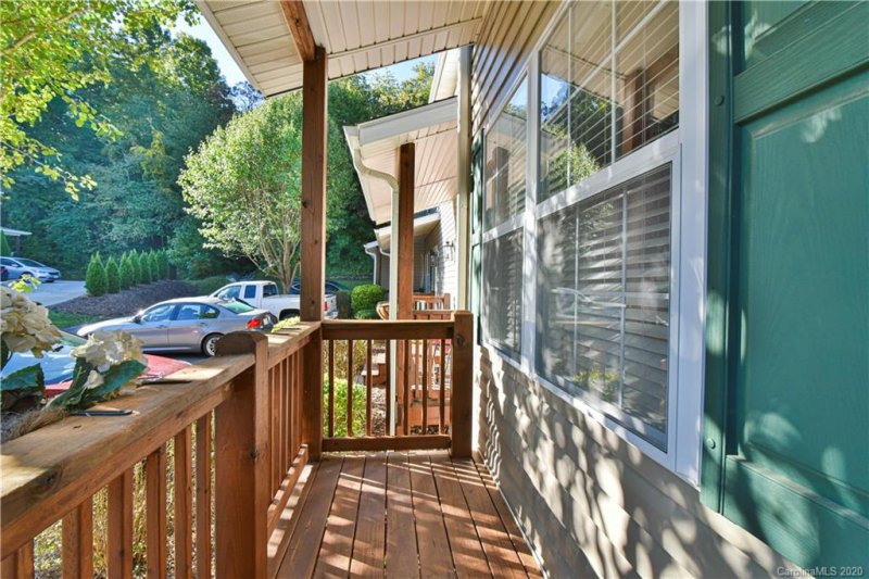 Property image 2 at 307 Tanbridge Road, Swannanoa, NC 28778