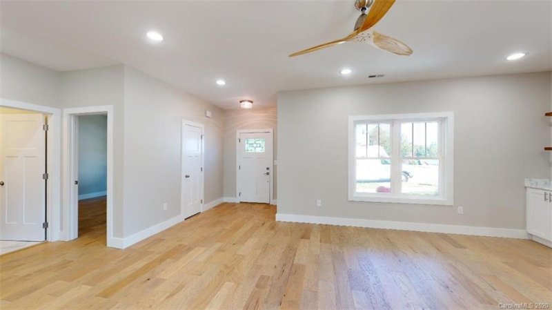Property image 5 at 1901 4th Street Lane, Hickory, NC 28601