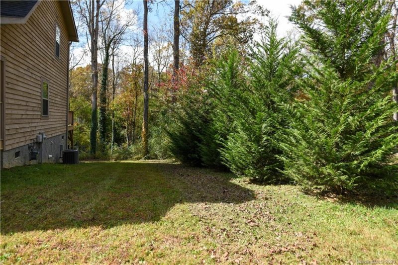 Property image 5 at 212 Sunset Drive, Hendersonville, NC 28791