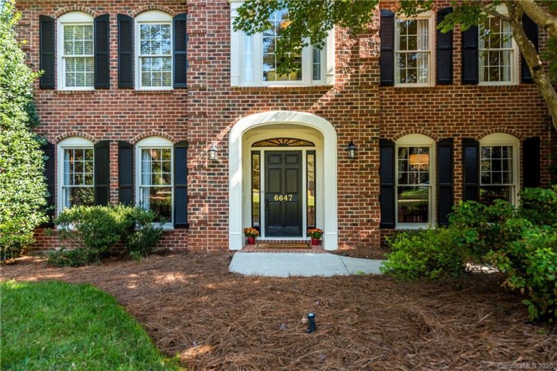 Property image 2 at 6647 Wynfaire Lane, Charlotte, NC 28210