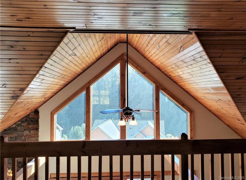 Property image 2 at 7 Constitution Avenue, Waynesville, NC 28785