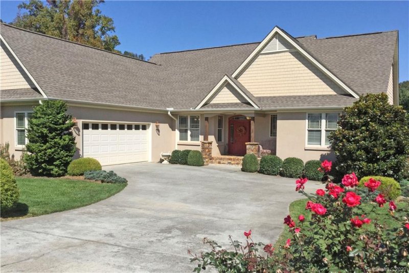 Property image 2 at 82 Devonshire Drive, Mills River, NC 28759