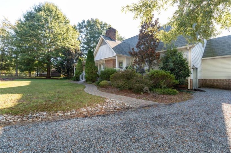 Property image 2 at 1623 Farmstead Road, Rock Hill, SC 29732