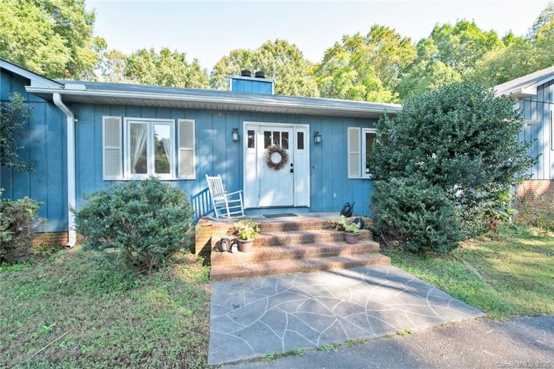 Property image 4 at 328 Elysian Drive, Mooresville, NC 28117