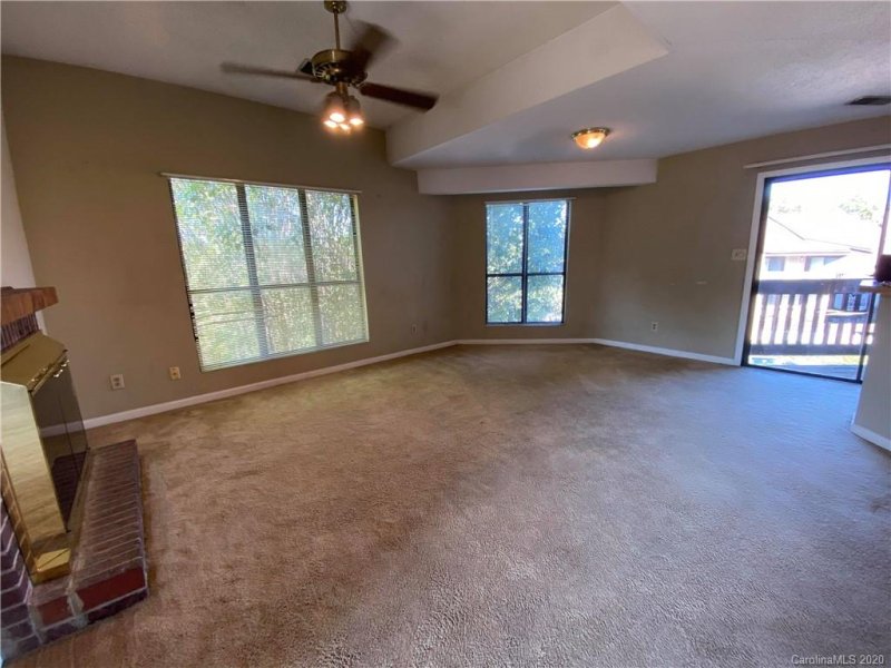 Property image 3 at 8246 Cedar Glen Drive, Charlotte, NC 28212