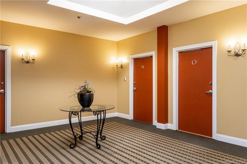 Property image 3 at 475 S Church Street, Hendersonville, NC 28792