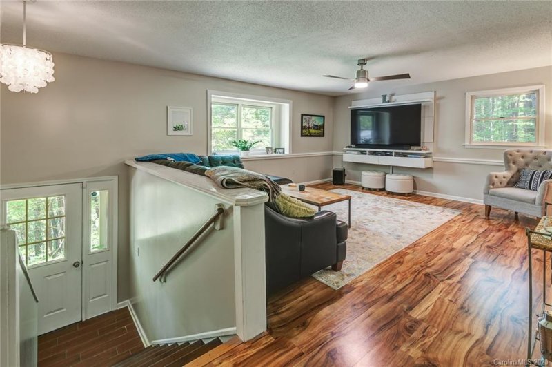 Property image 4 at 6 Bethel Drive, Asheville, NC 28803