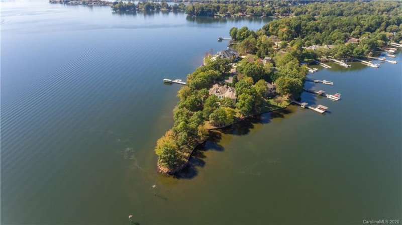 8236 Bay Pointe Drive