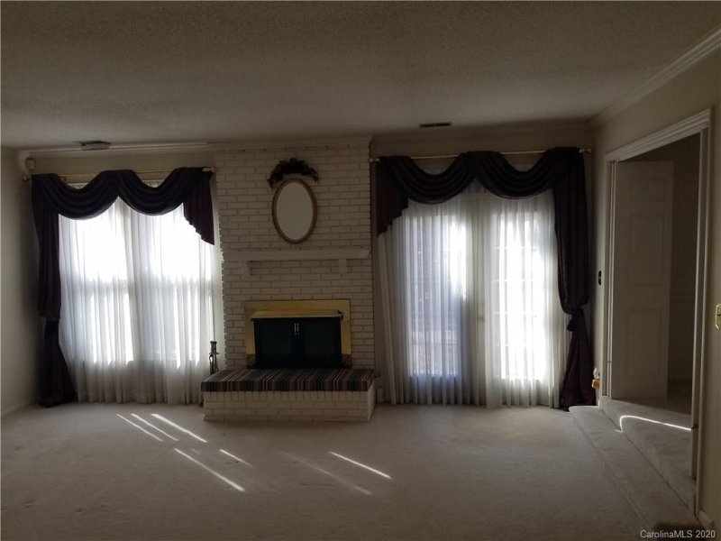 Property image 4 at 8921 Rittenhouse Circle, Charlotte, NC 28270