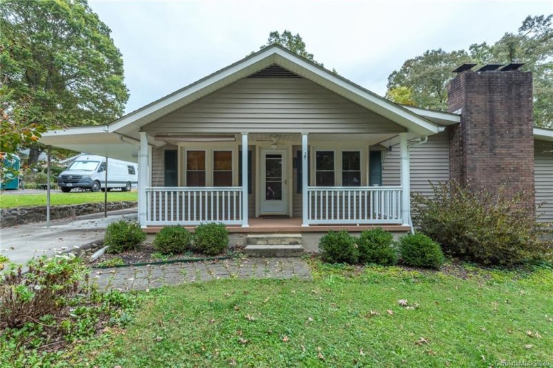 Property image 2 at 706 Laurel Avenue, Black Mountain, NC 28711