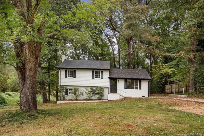 Property image 2 at 316 Donna Avenue, Gastonia, NC 28052