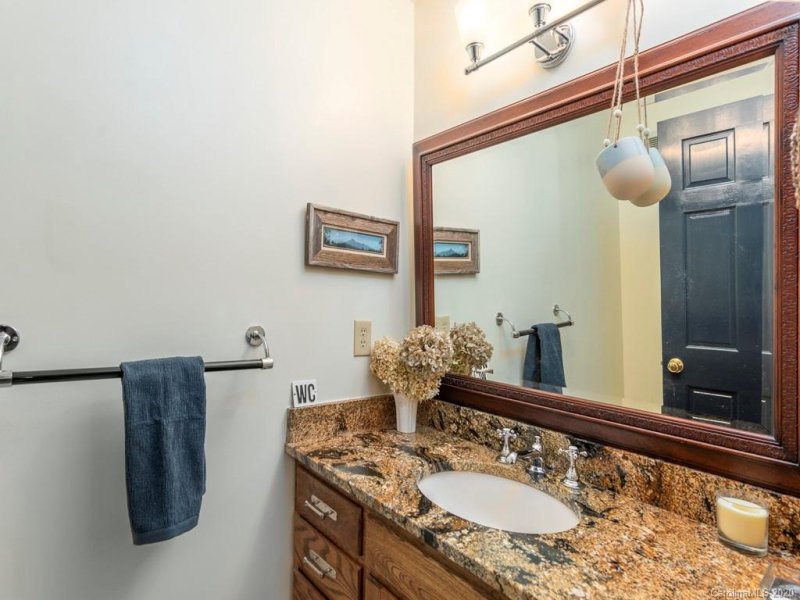 Property image 3 at 1 Sourwood Lane, Fletcher, NC 28732