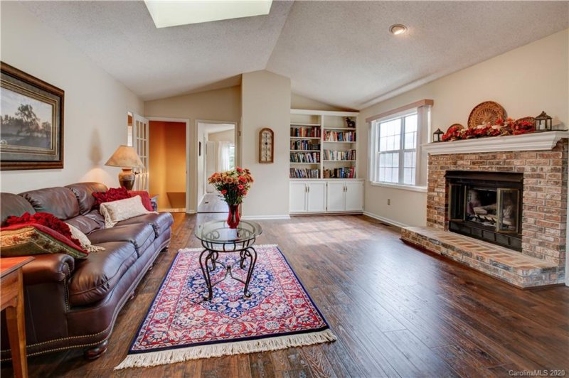 Property image 2 at 510 Belvidere Court, Hendersonville, NC 28791