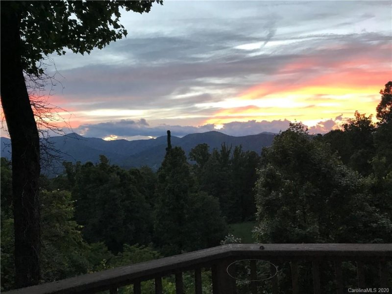 Property image 2 at 284 Weatherwatch Lane, Waynesville, NC 28786